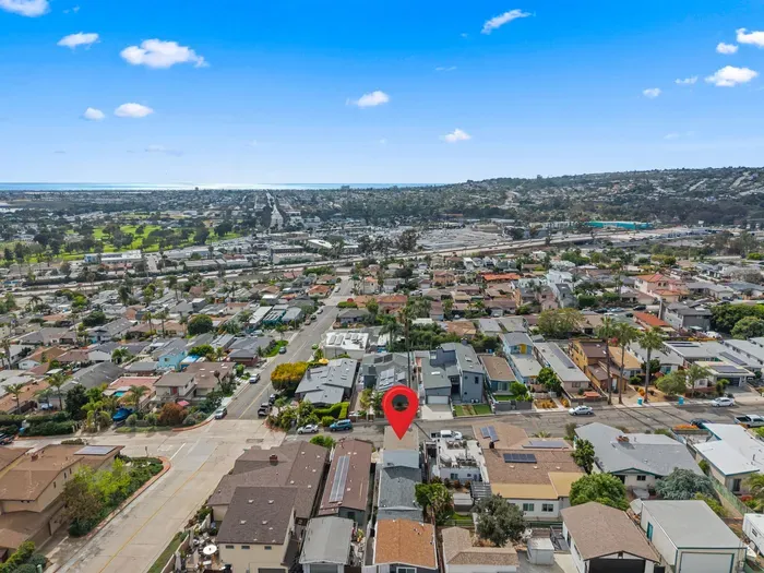 Coastal home near beach & parks—quiet street with great walkability.