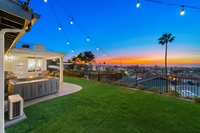 Breathtaking panoramic sunset views.