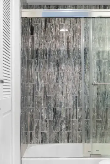 Tub with convenient sliding door