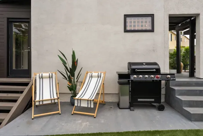 Backyard sun loungers for the perfect beach vibe