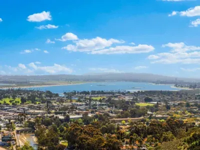 Bay views that take your breath away! ☀️