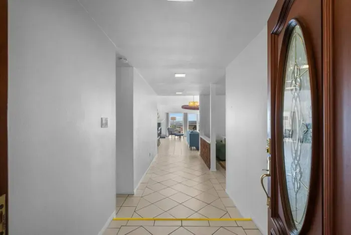 Step inside to stunning views and cozy vibes!