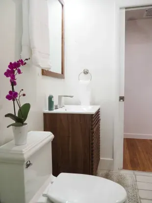 Cottage with Putting Green, Hot Tub, & Garden