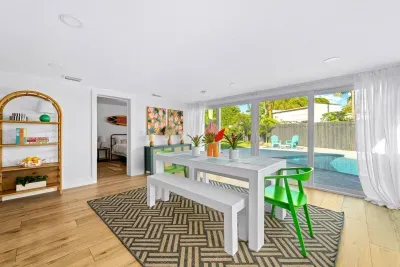 Jungle Oasis with Heated Pool, Tiki Hut & Hot Tub - image 17 of 75