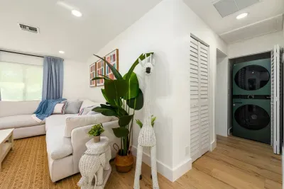 Jungle Oasis with Heated Pool, Tiki Hut & Hot Tub - image 11 of 75